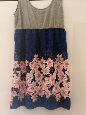 Love Tree Gray Knit Top with Navy and Pink Floral Trim